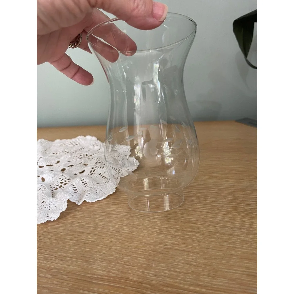 Vintage Princess House Etched Floral & leaf hurricane shade 1970s